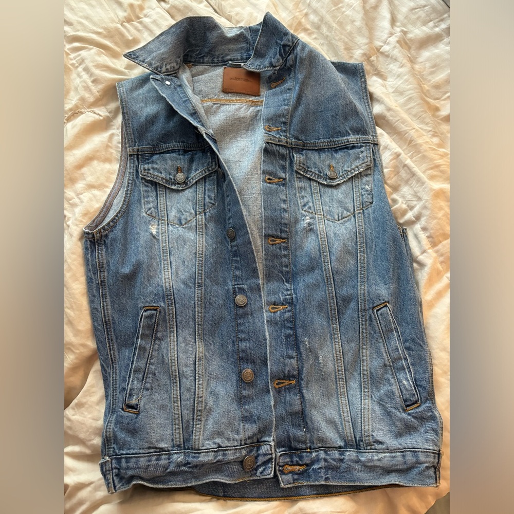 Zara Jean vest